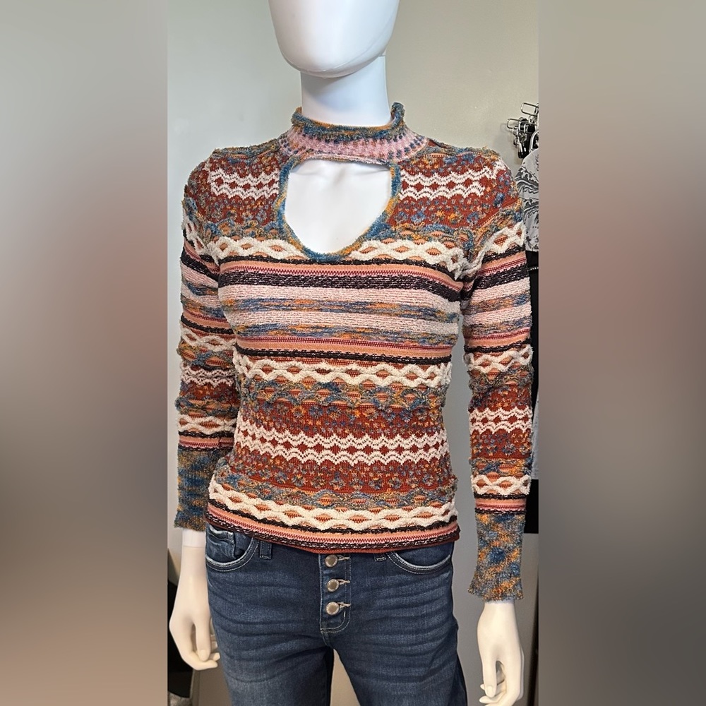 Gimmicks Fall/Winter Sweater